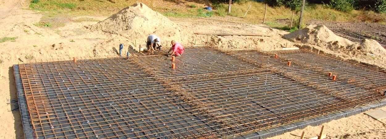 Ekipa FundaBet wykonuje zbrojenie dodatkowe płyty fundamentowej w Gorzowie Wielkopolskim 